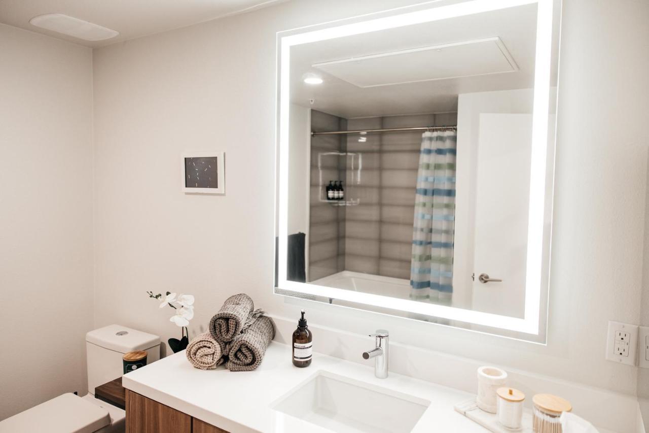 Elegant Apartment In The Heart Of Hollywood Лос Анджелис Екстериор снимка