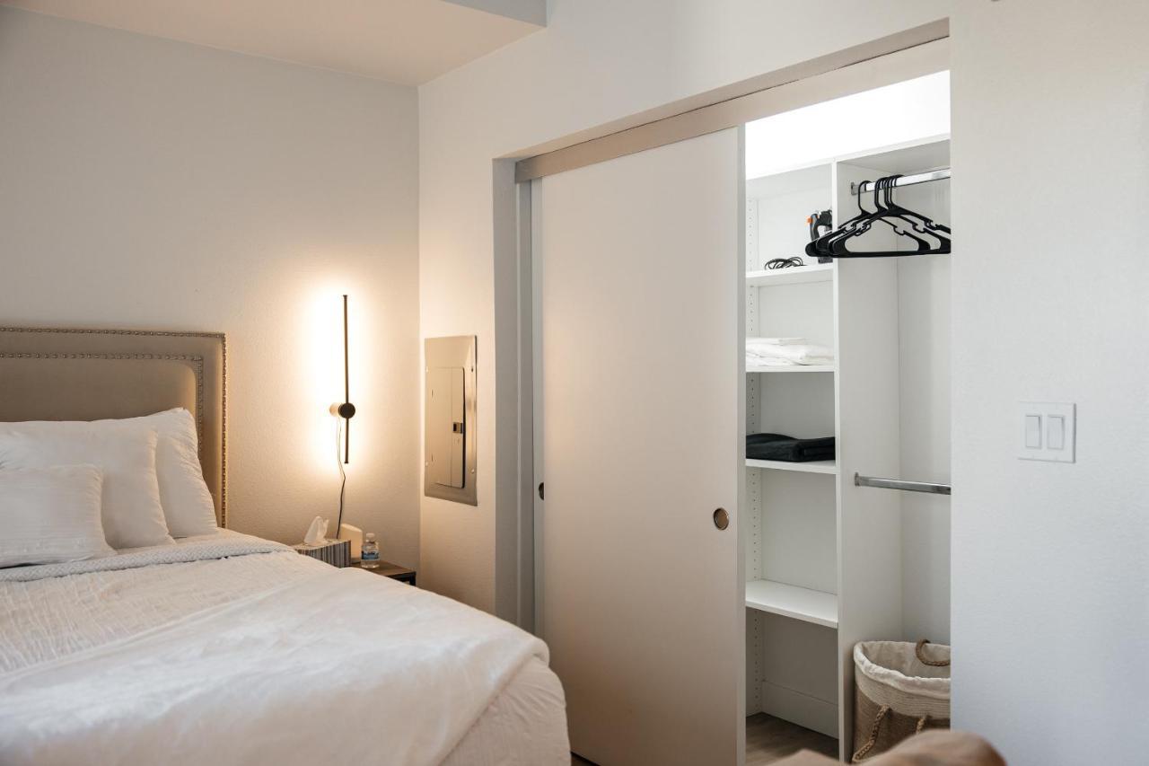 Elegant Apartment In The Heart Of Hollywood Лос Анджелис Екстериор снимка